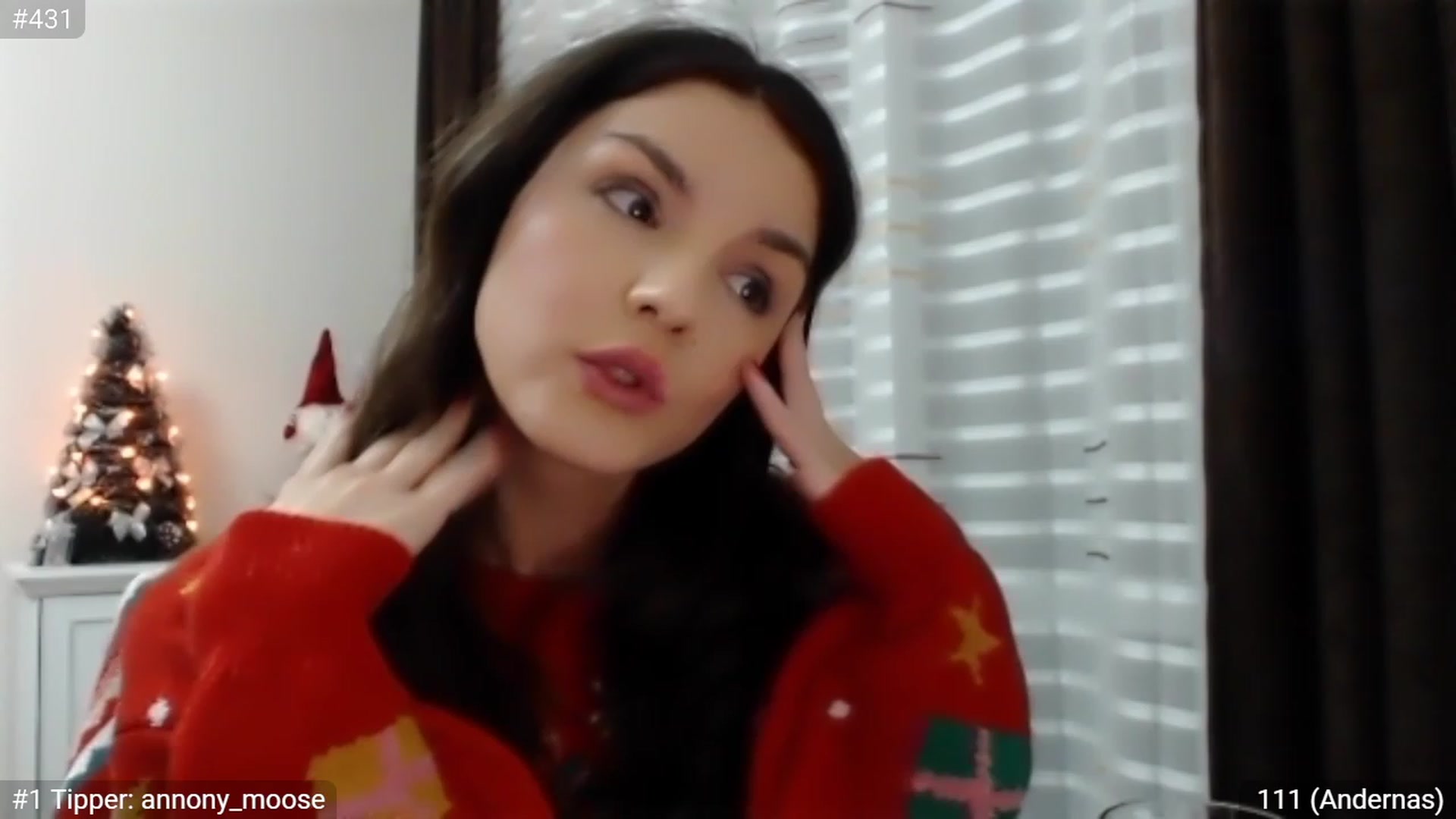 Gallery image thumbnail from XmasXcitedGal's myfreecams stream on, 12/25/2022, 20:44 image 4 of 20