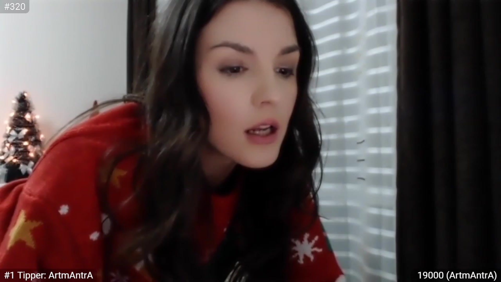 Gallery image thumbnail from XmasXcitedGal's myfreecams stream on, 12/25/2022, 22:28 image 13 of 20