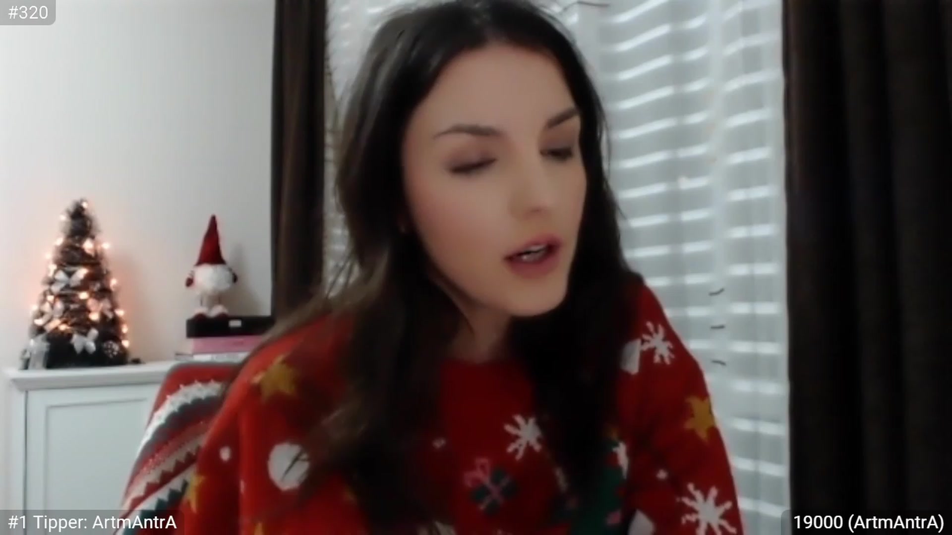 Gallery image thumbnail from XmasXcitedGal's myfreecams stream on, 12/25/2022, 22:28 image 5 of 20