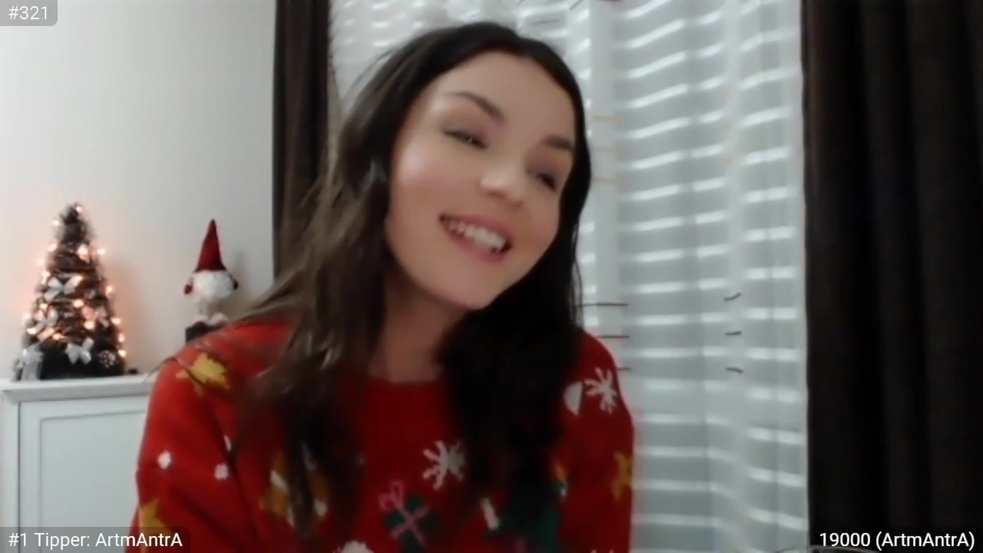 Gallery image thumbnail from XmasXcitedGal's myfreecams stream on, 12/25/2022, 22:28 image 20 of 20