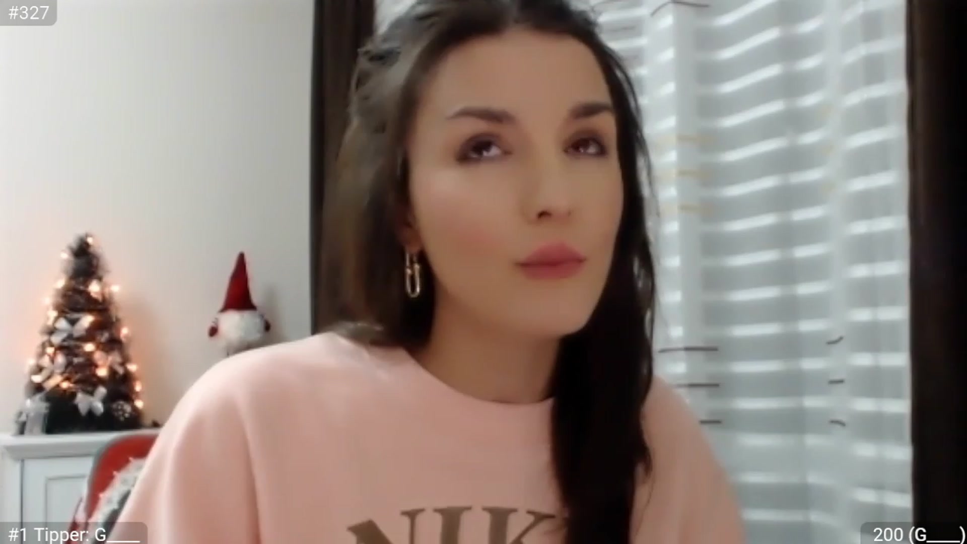 Gallery image thumbnail from XmasXcitedGal's myfreecams stream on, 12/26/2022, 22:32 image 1 of 20
