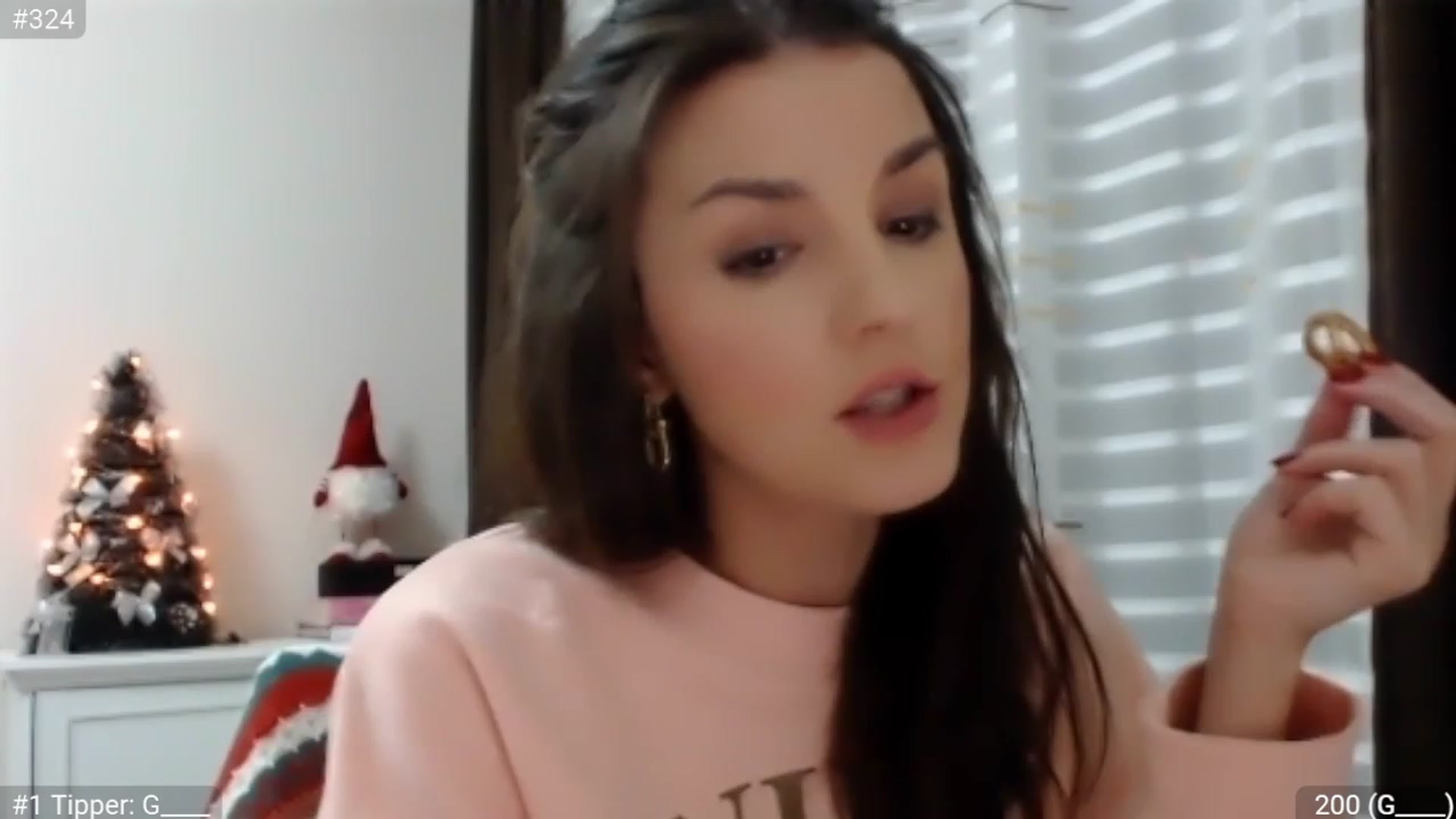 Gallery image thumbnail from XmasXcitedGal's myfreecams stream on, 12/26/2022, 22:32 image 10 of 20