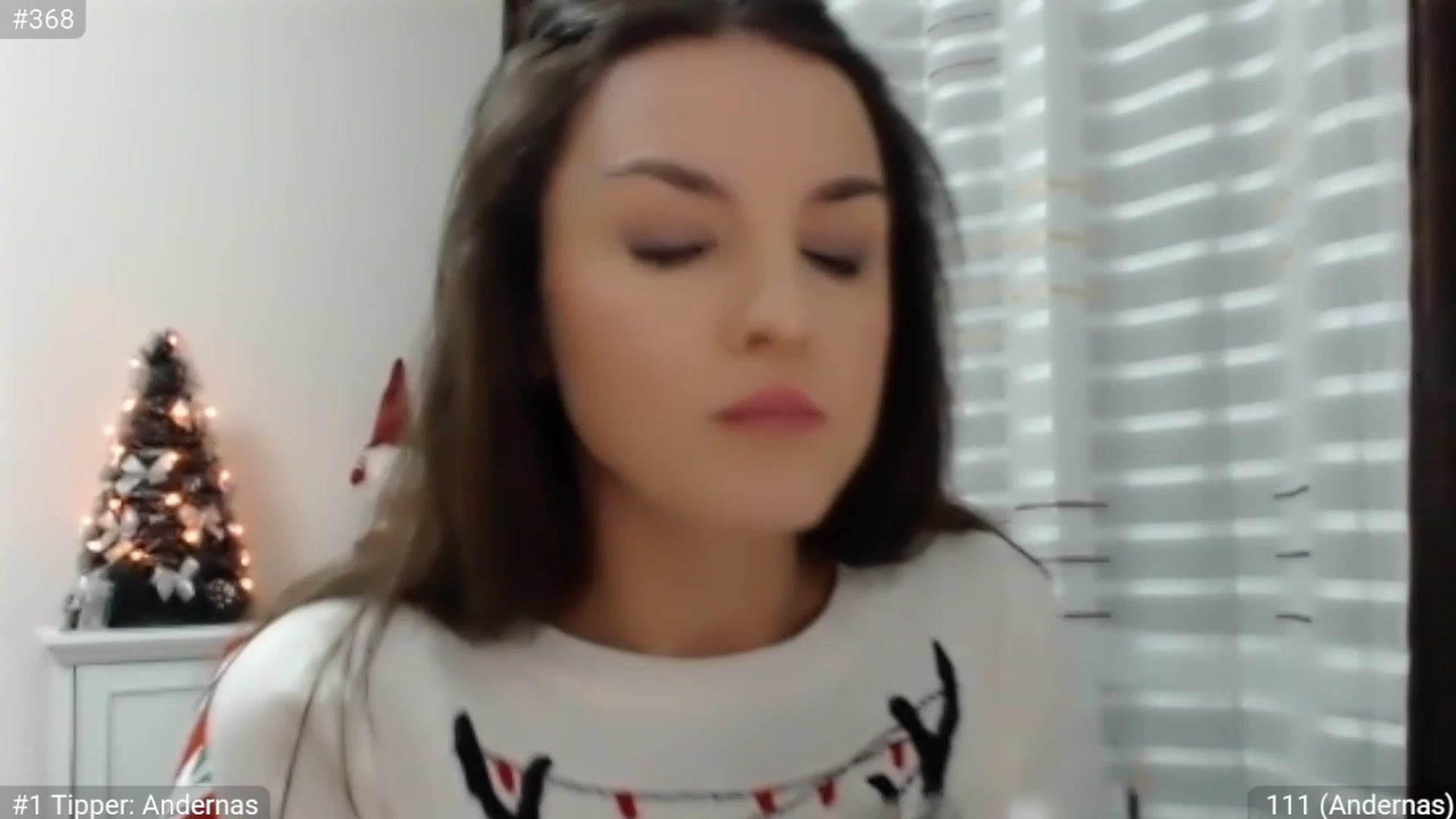 Gallery image thumbnail from XmasXcitedGal's myfreecams stream on, 12/30/2022, 22:36 image 4 of 20