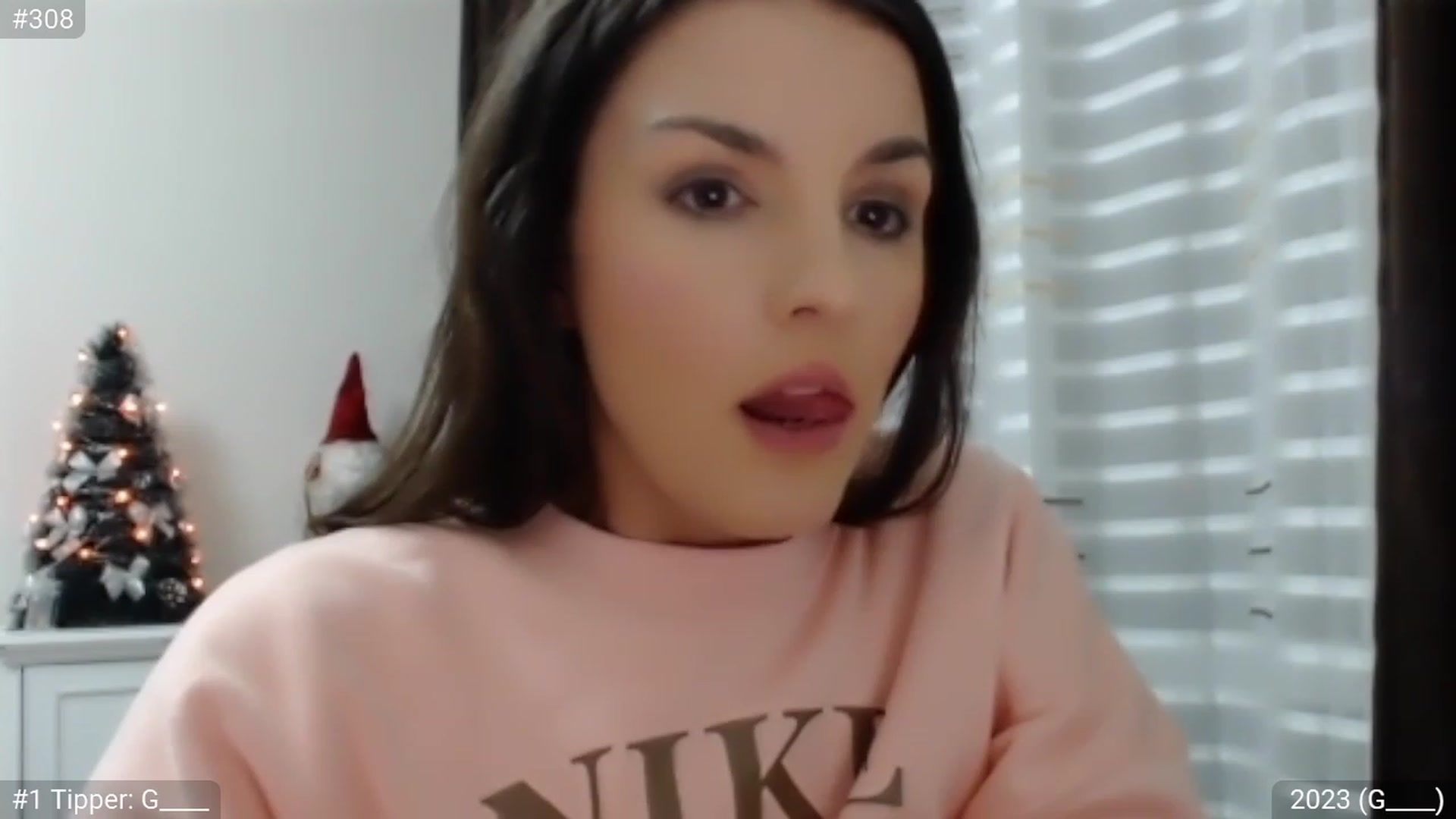 Gallery image thumbnail from XmasXcitedGal's myfreecams stream on, 01/01/2023, 01:28 image 9 of 20