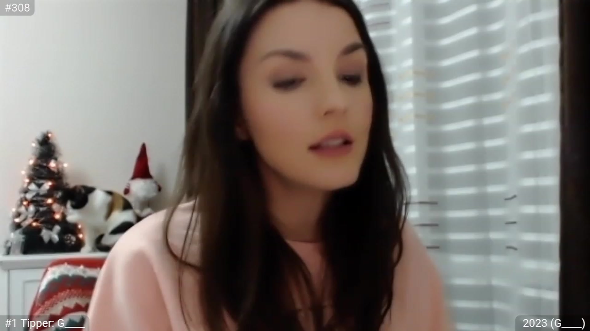 Gallery image thumbnail from XmasXcitedGal's myfreecams stream on, 01/01/2023, 01:28 image 5 of 20