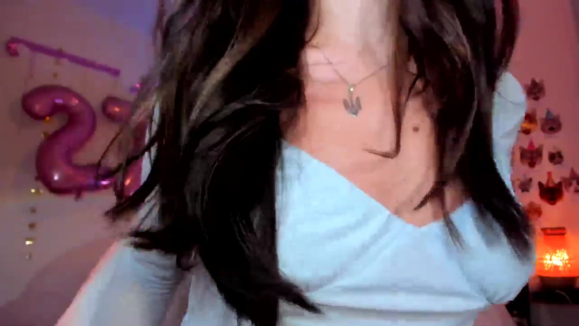 Gallery image thumbnail from Xmas_Baby's myfreecams stream on, 12/27/2024, 04:23 image 4 of 20