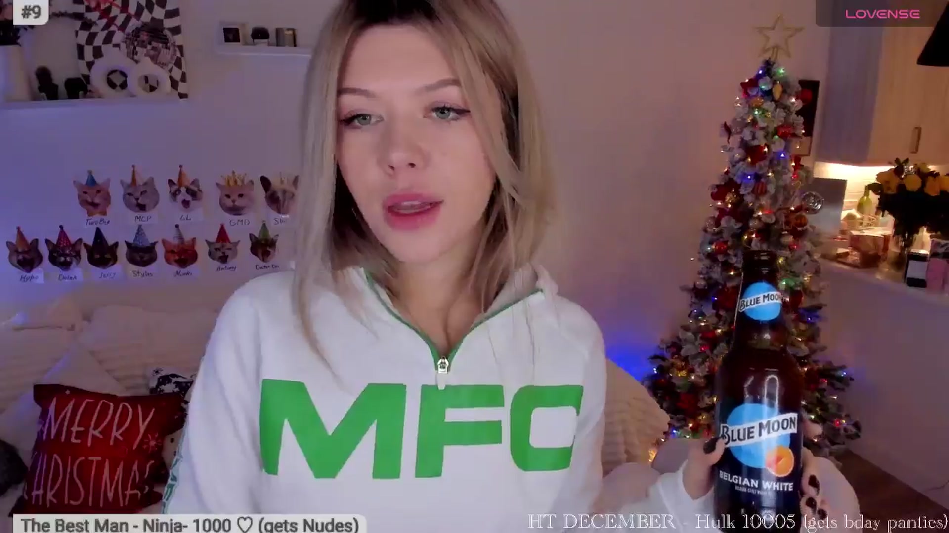 Gallery image thumbnail from Xmas_Baby's myfreecams stream on, 12/09/2025, 02:08 image 18 of 20