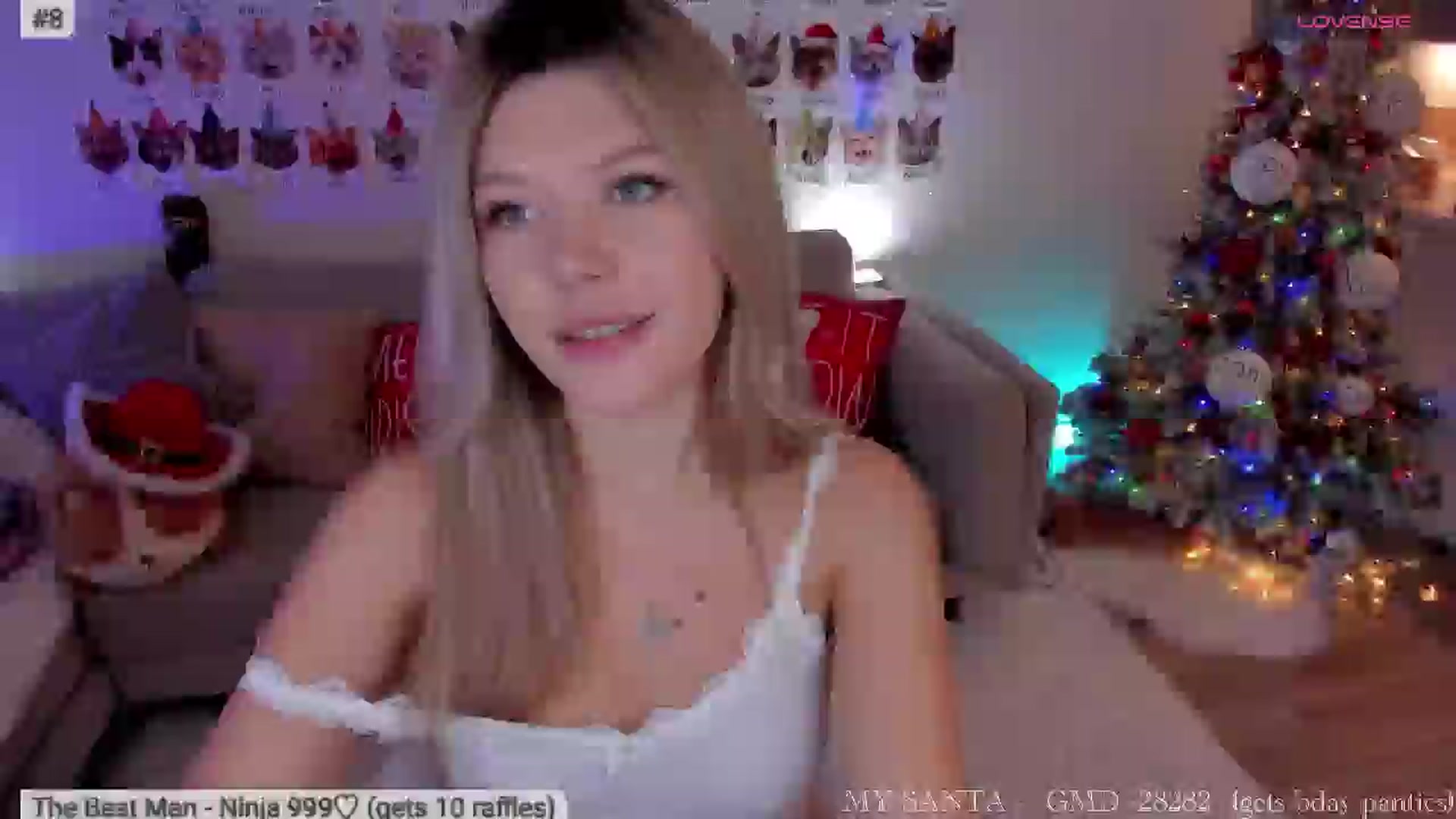 Gallery image thumbnail from Xmas_Baby's myfreecams stream on, 12/17/2025, 04:18 image 6 of 20