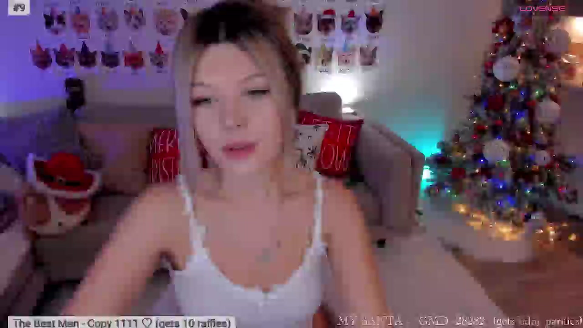 Gallery image thumbnail from Xmas_Baby's myfreecams stream on, 12/17/2025, 04:18 image 15 of 20