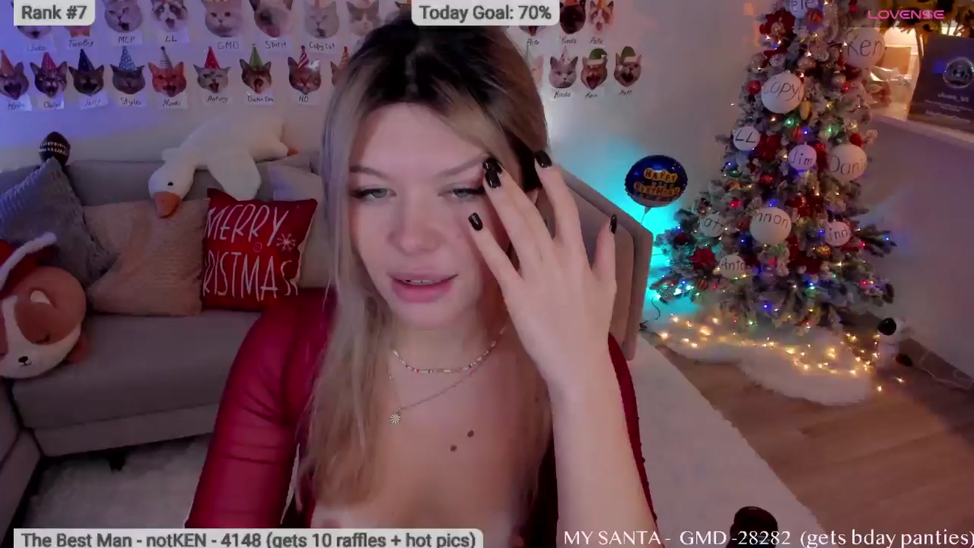 Gallery image thumbnail from Xmas_Baby's myfreecams stream on, 12/21/2025, 09:36 image 13 of 20