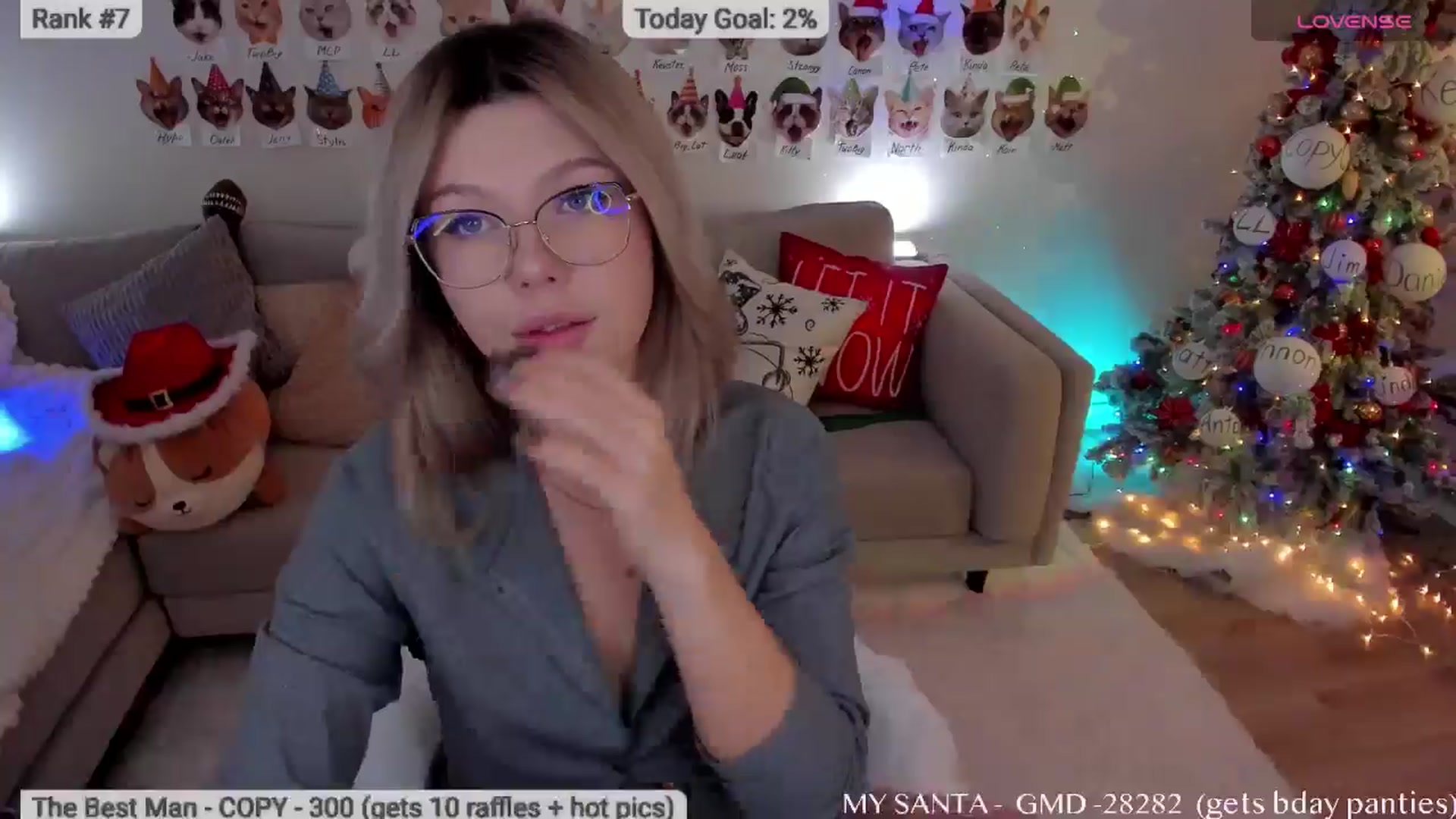 Gallery image thumbnail from Xmas_Baby's myfreecams stream on, 12/22/2025, 05:59 image 5 of 20
