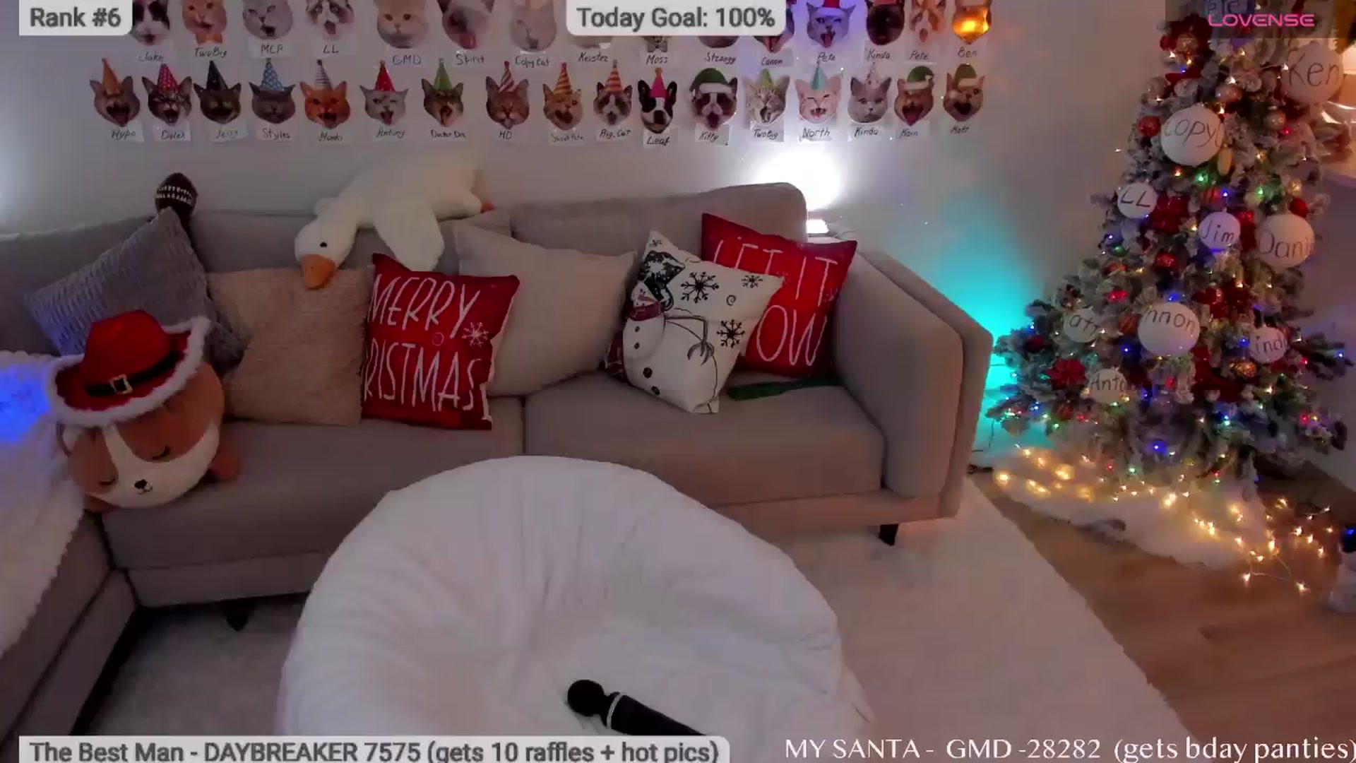 Gallery image thumbnail from Xmas_Baby's myfreecams stream on, 12/22/2025, 10:17 image 2 of 20