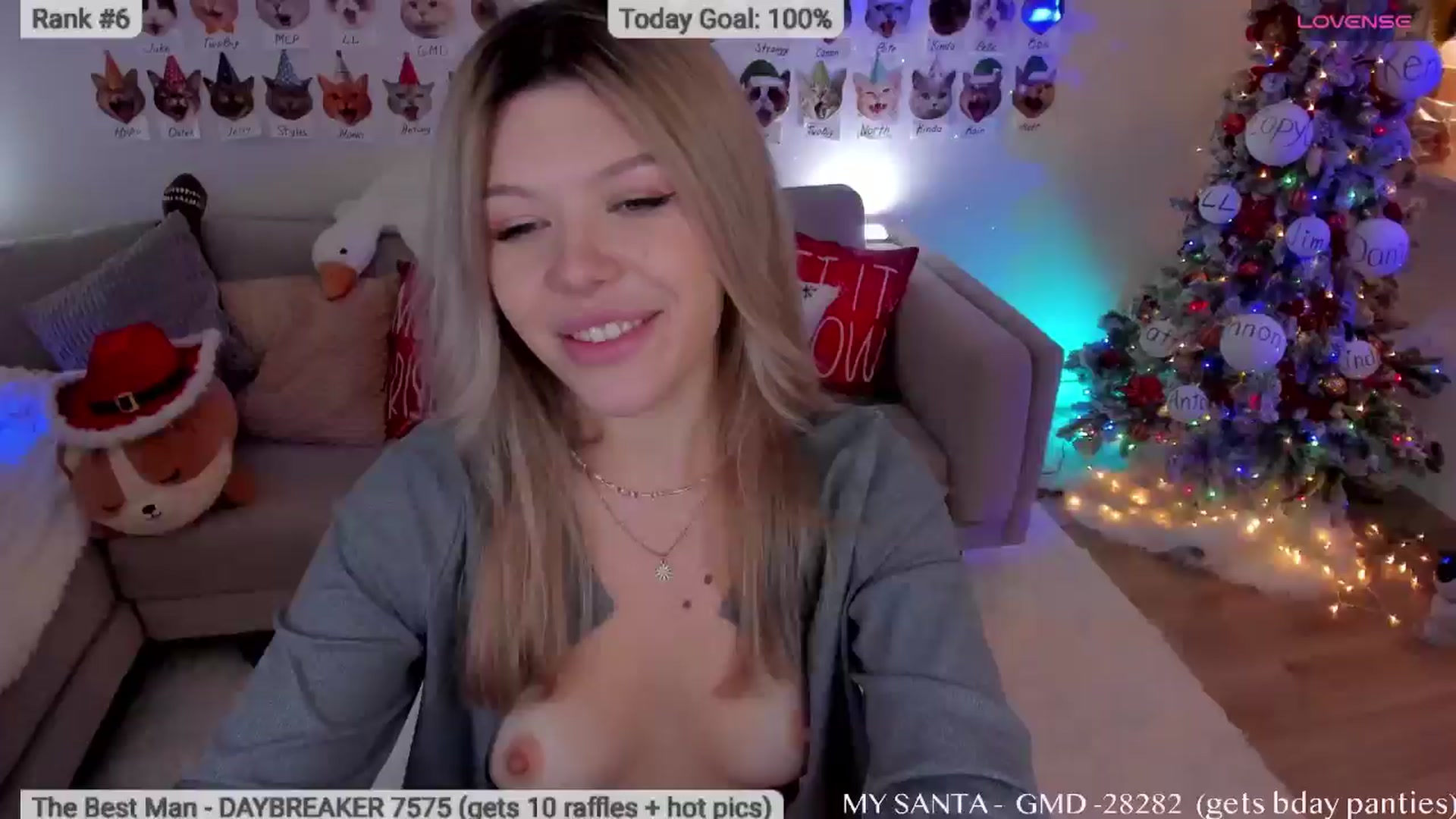 Gallery image thumbnail from Xmas_Baby's myfreecams stream on, 12/22/2025, 10:17 image 1 of 20