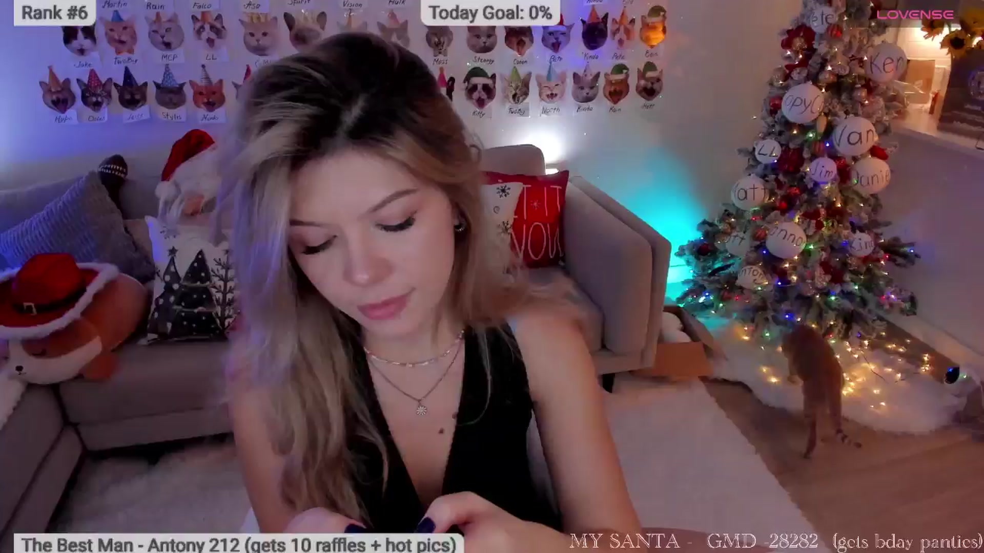Gallery image thumbnail from Xmas_Baby's myfreecams stream on, 12/25/2025, 06:04 image 2 of 20