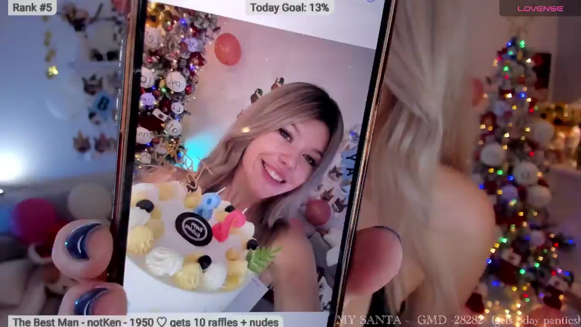 Gallery image thumbnail from Xmas_Baby's myfreecams stream on, 12/27/2025, 05:30 image 14 of 20