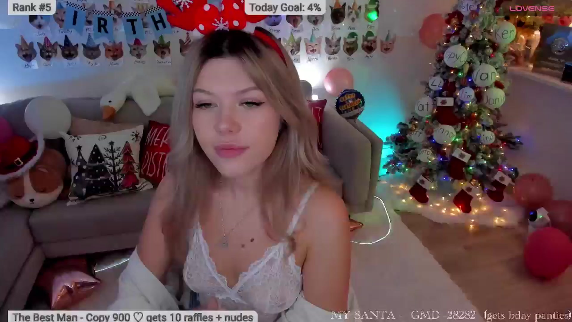 Gallery image thumbnail from Xmas_Baby's myfreecams stream on, 12/28/2025, 06:10 image 10 of 20