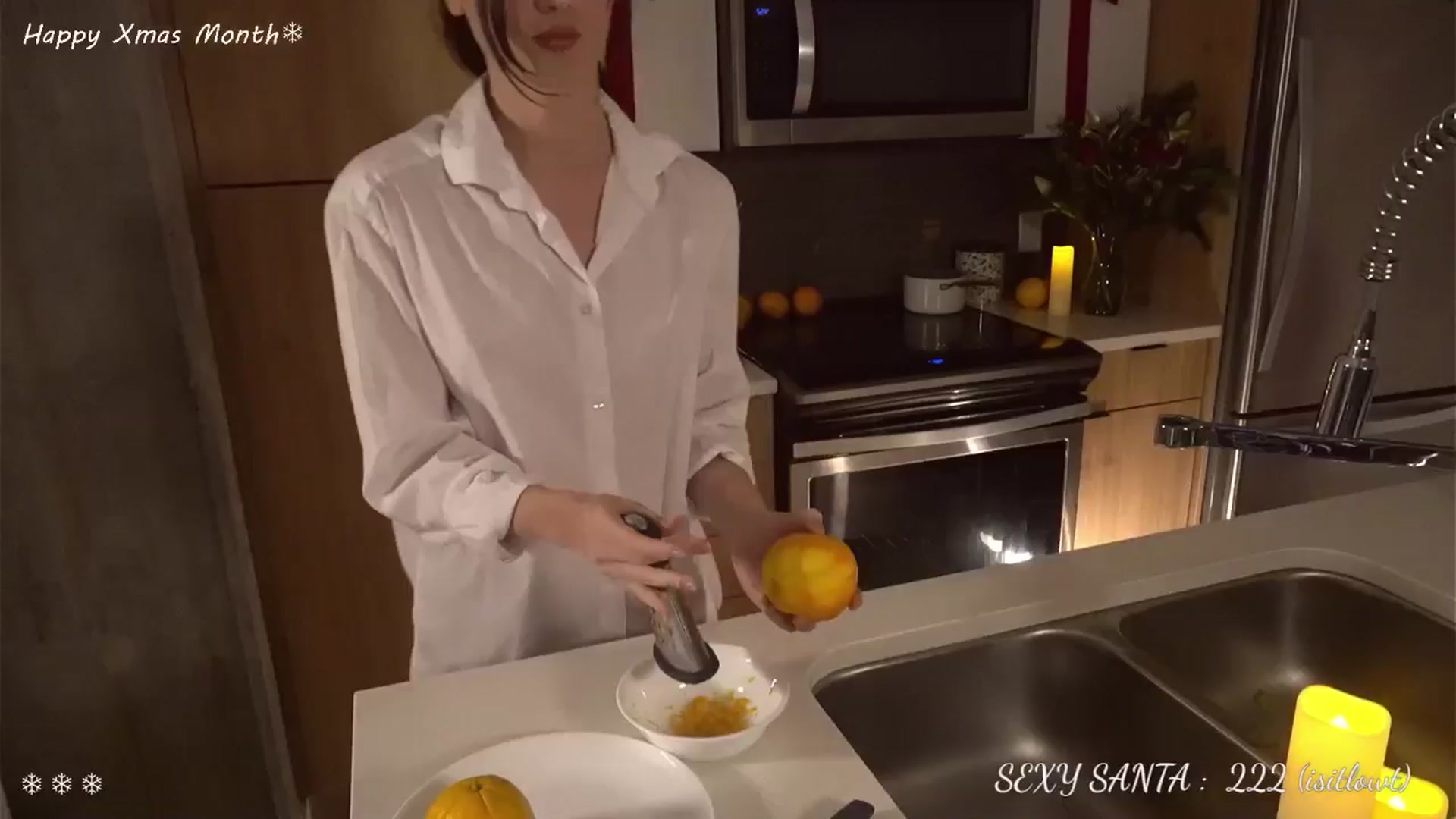 Gallery image thumbnail from Xmas_Issa's myfreecams stream on, 12/21/2024, 24:00 image 16 of 20