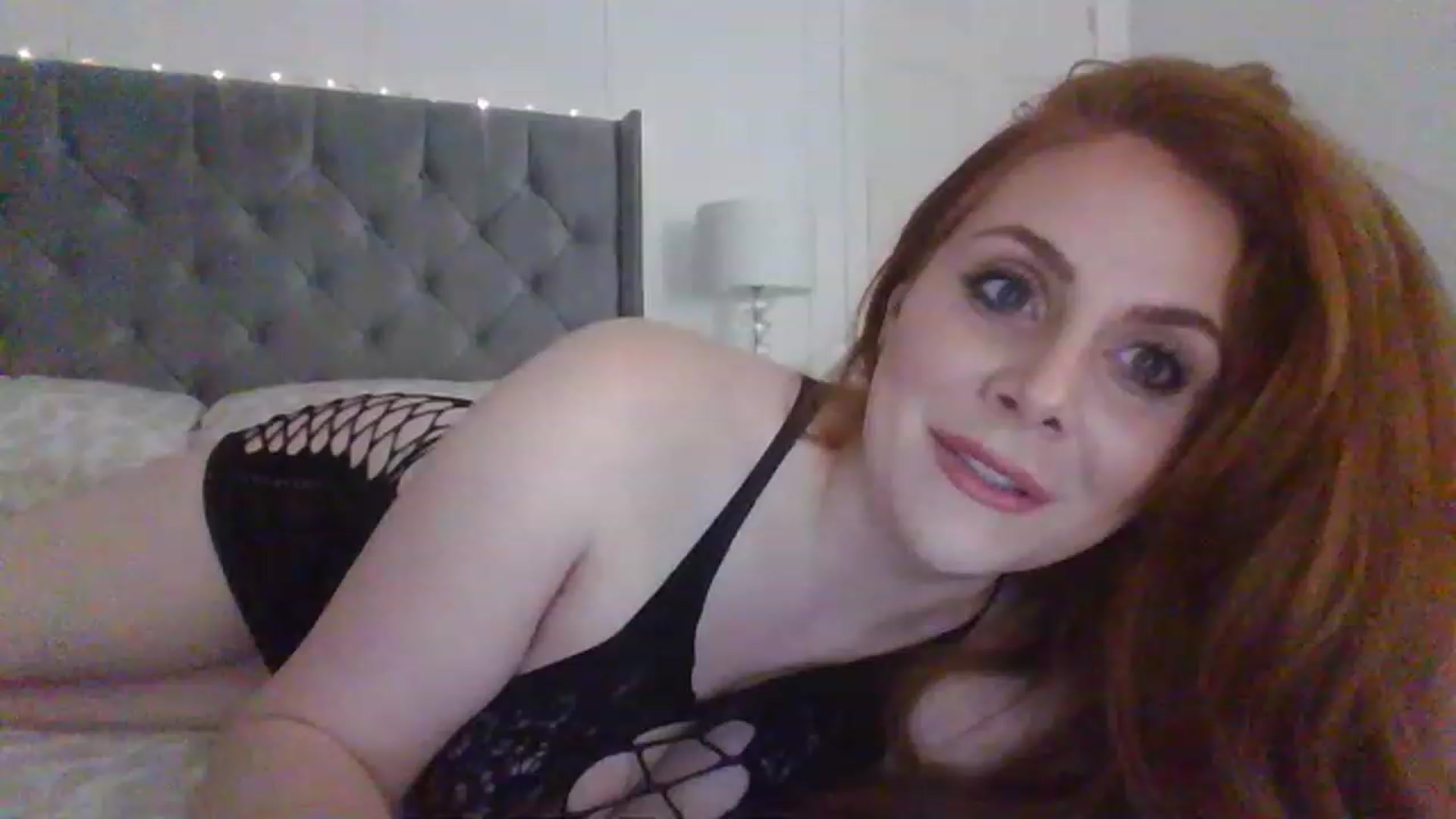 Gallery image thumbnail from Xmiss_amberx's myfreecams stream on, 04/14/2023, 19:49 image 15 of 20
