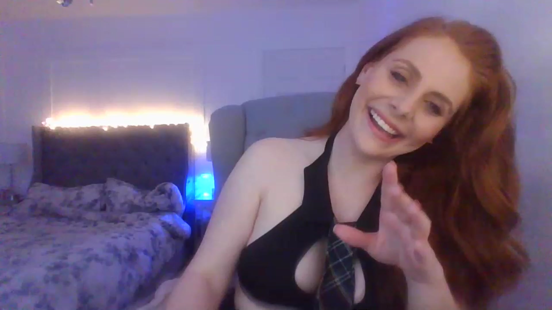 Gallery image thumbnail from Xmiss_amberx's myfreecams stream on, 06/02/2023, 22:02 image 10 of 20