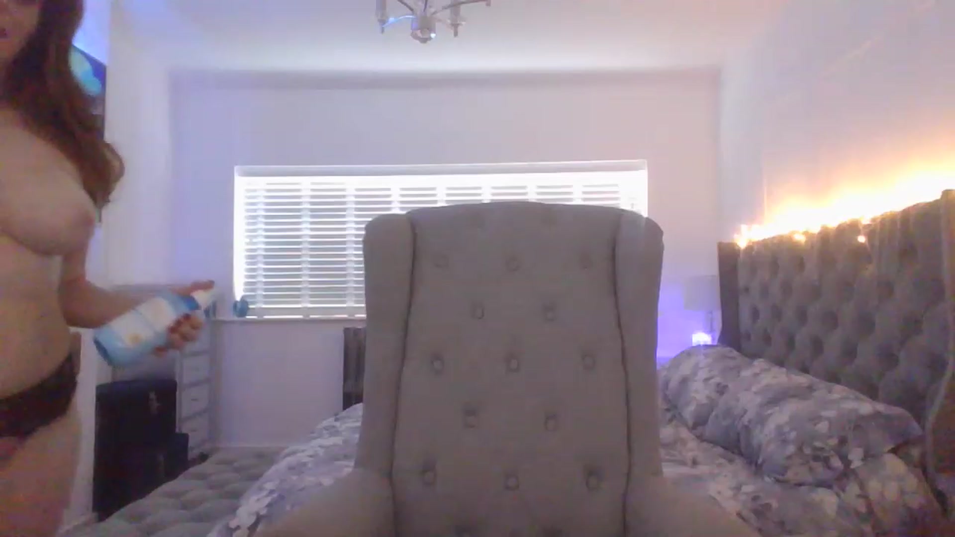 Gallery image thumbnail from Xmiss_amberx's myfreecams stream on, 07/27/2023, 12:34 image 10 of 20