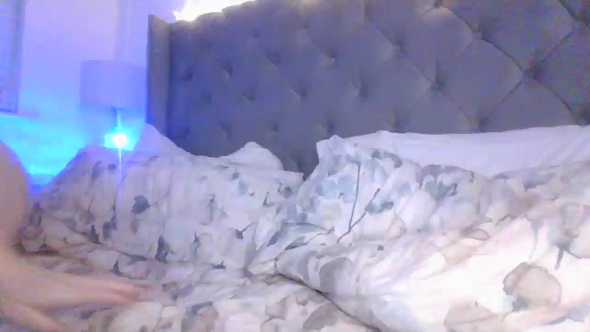 Gallery image thumbnail from Xmiss_amberx's myfreecams stream on, 08/13/2023, 20:31 image 8 of 20