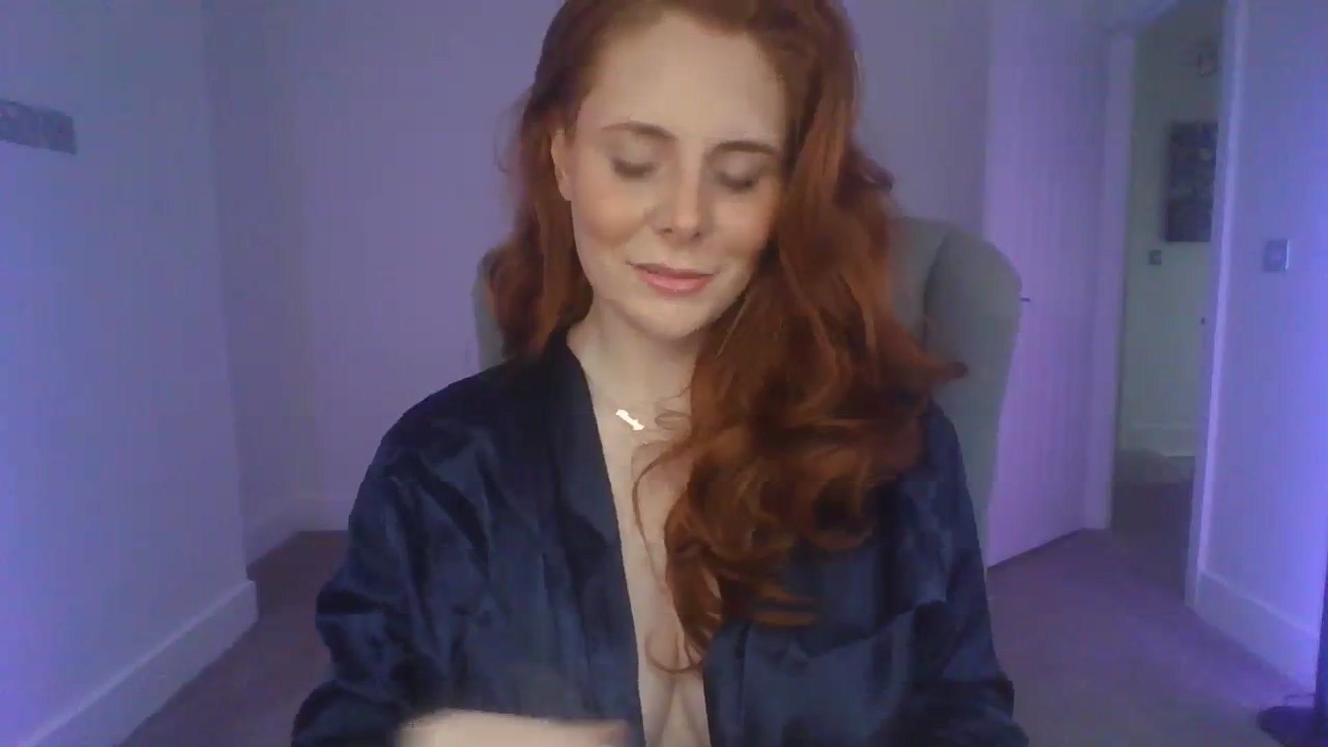 Gallery image thumbnail from Xmiss_amberx's myfreecams stream on, 04/13/2024, 10:04 image 7 of 20