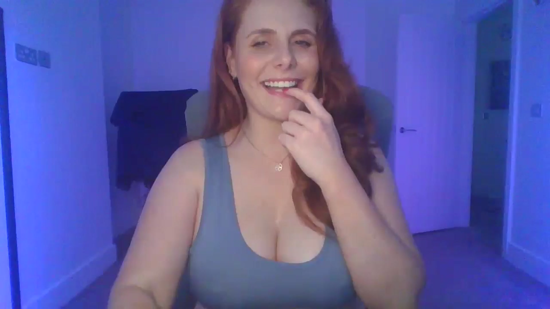Gallery image thumbnail from Xmiss_amberx's myfreecams stream on, 07/01/2024, 12:29 image 20 of 20