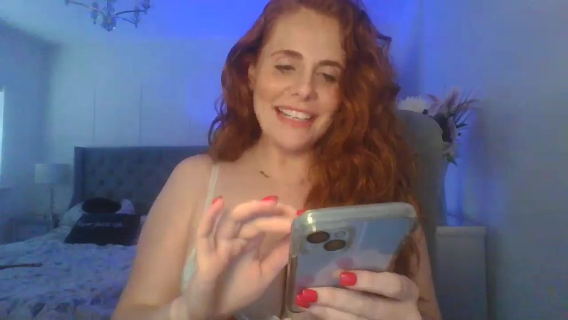 Gallery image thumbnail from Xmiss_amberx's myfreecams stream on, 07/08/2024, 18:20 image 2 of 20
