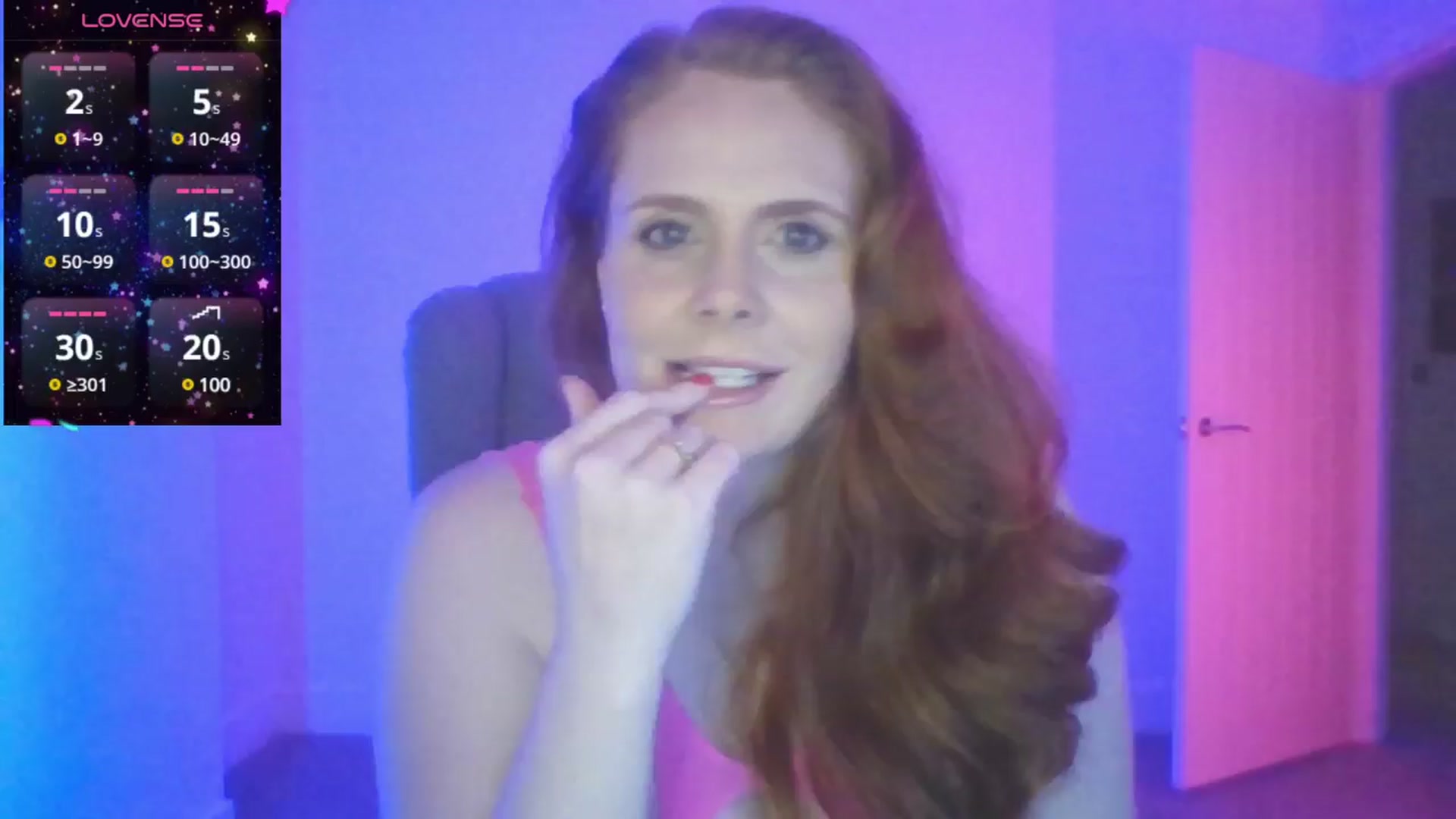 Gallery image thumbnail from Xmiss_amberx's myfreecams stream on, 09/25/2024, 20:15 image 1 of 20