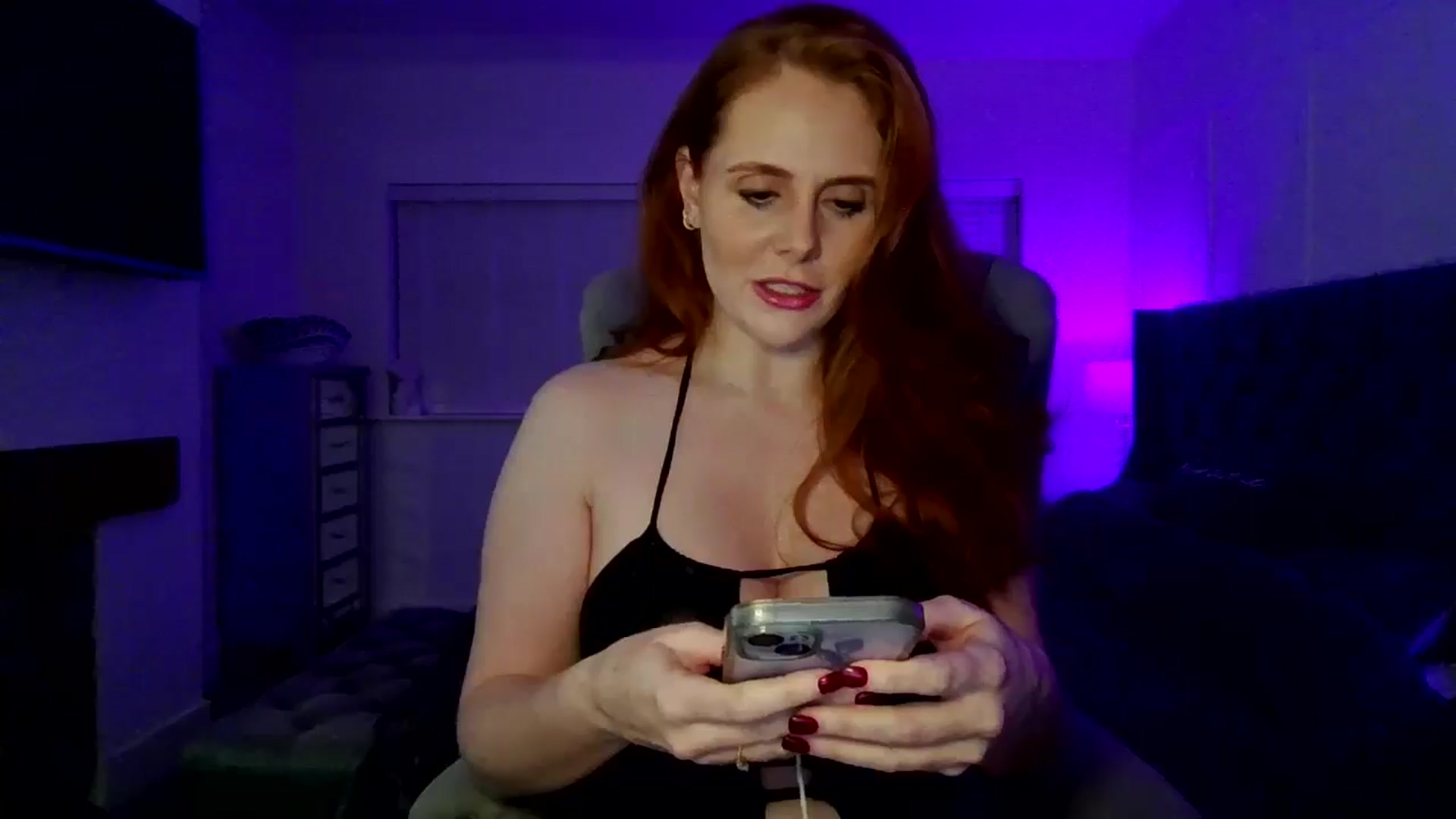 Gallery image thumbnail from Xmiss_amberx's myfreecams stream on, 12/20/2024, 21:34 image 13 of 20
