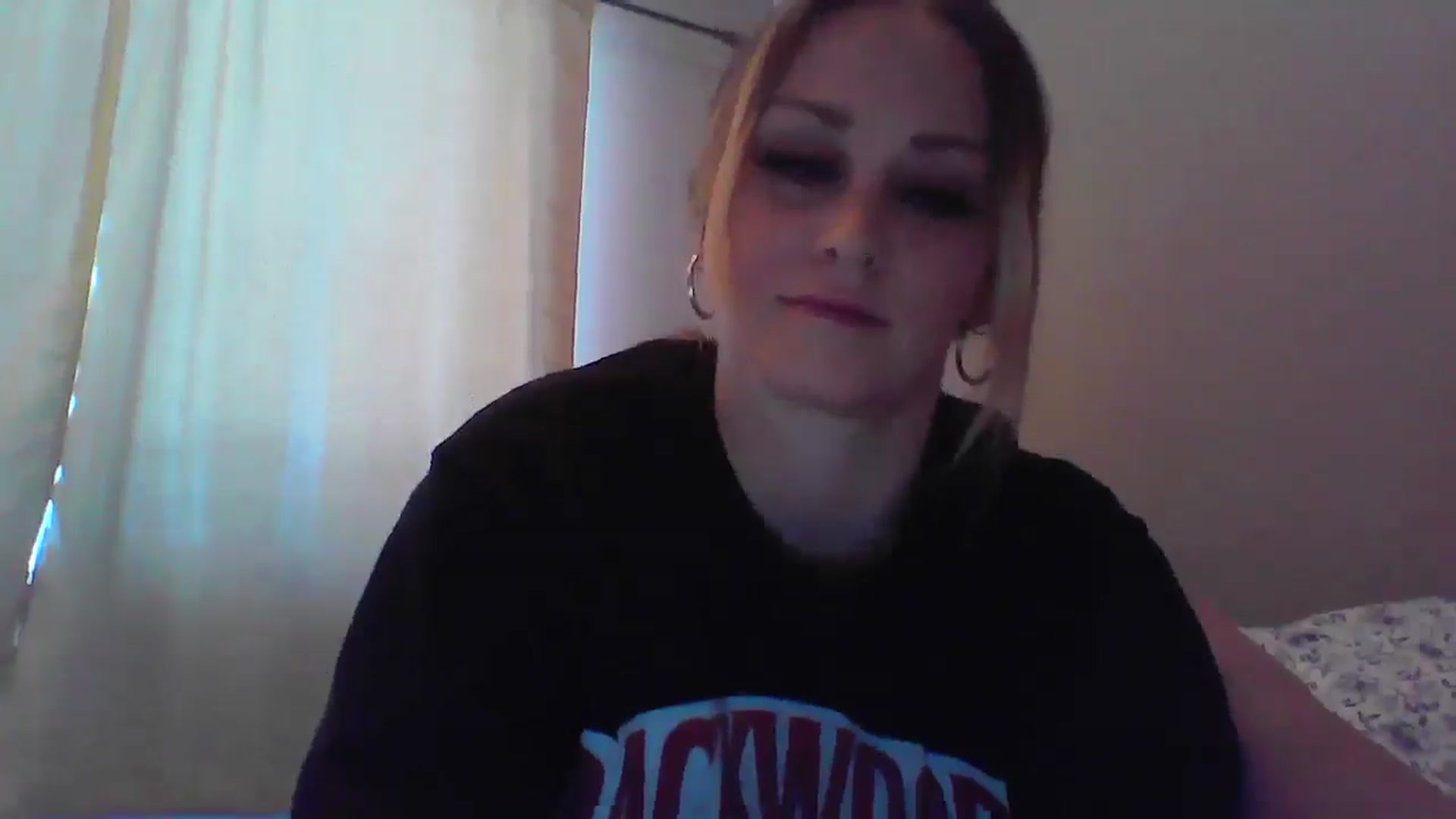 Gallery image thumbnail from XoTiff's myfreecams stream on, 02/24/2025, 18:24 image 7 of 20