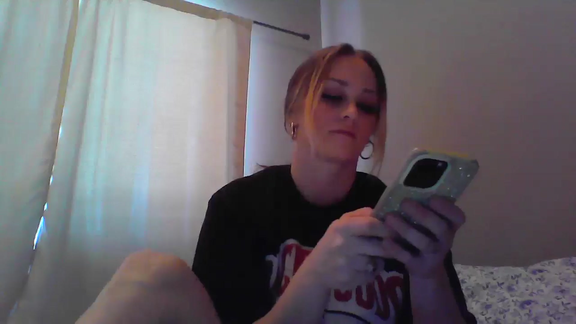 Gallery image thumbnail from XoTiff's myfreecams stream on, 02/24/2025, 18:24 image 3 of 20