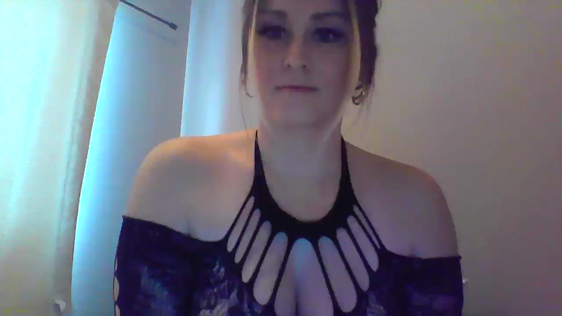 Gallery image thumbnail from XoTiff's myfreecams stream on, 02/25/2025, 19:17 image 18 of 20