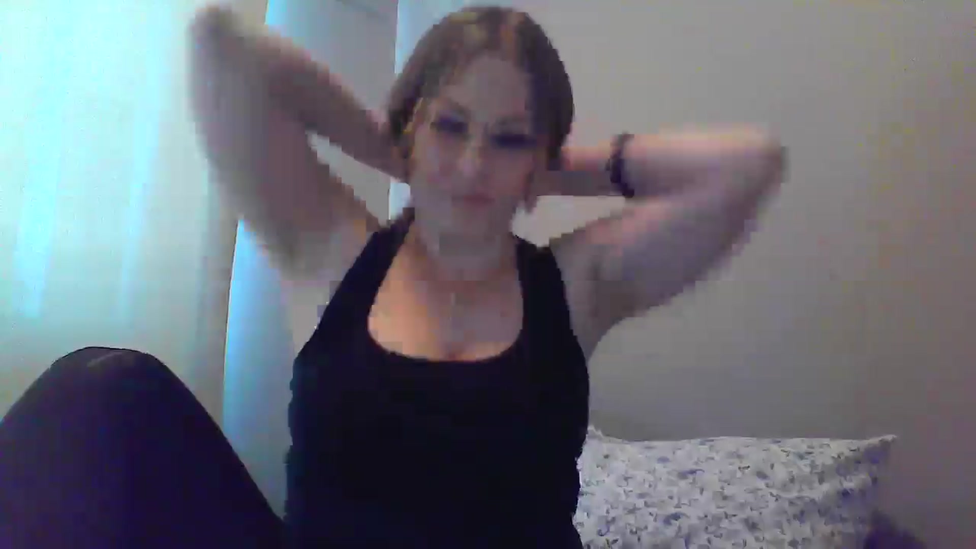 Gallery image thumbnail from XoTiff's myfreecams stream on, 03/05/2025, 17:20 image 12 of 20