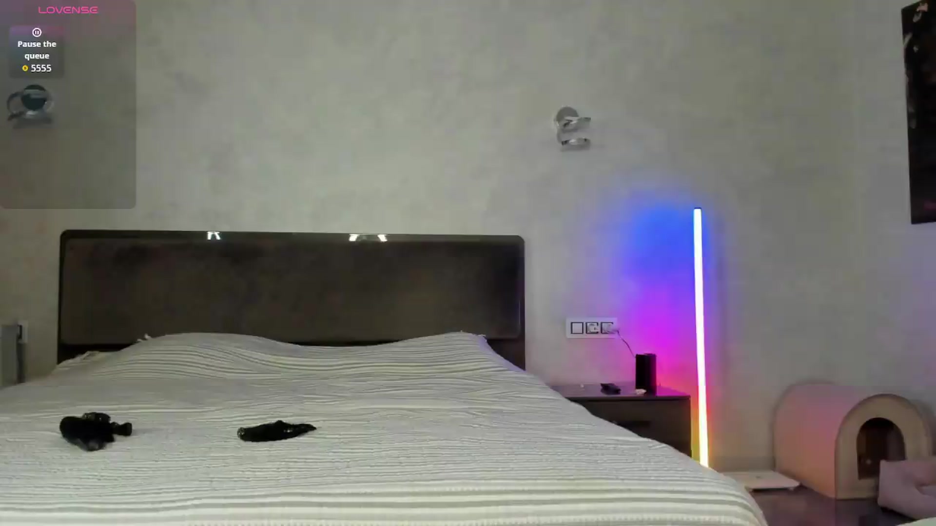 Gallery image thumbnail from XoXoKate_'s myfreecams stream on, 08/15/2026, 14:17 image 14 of 20