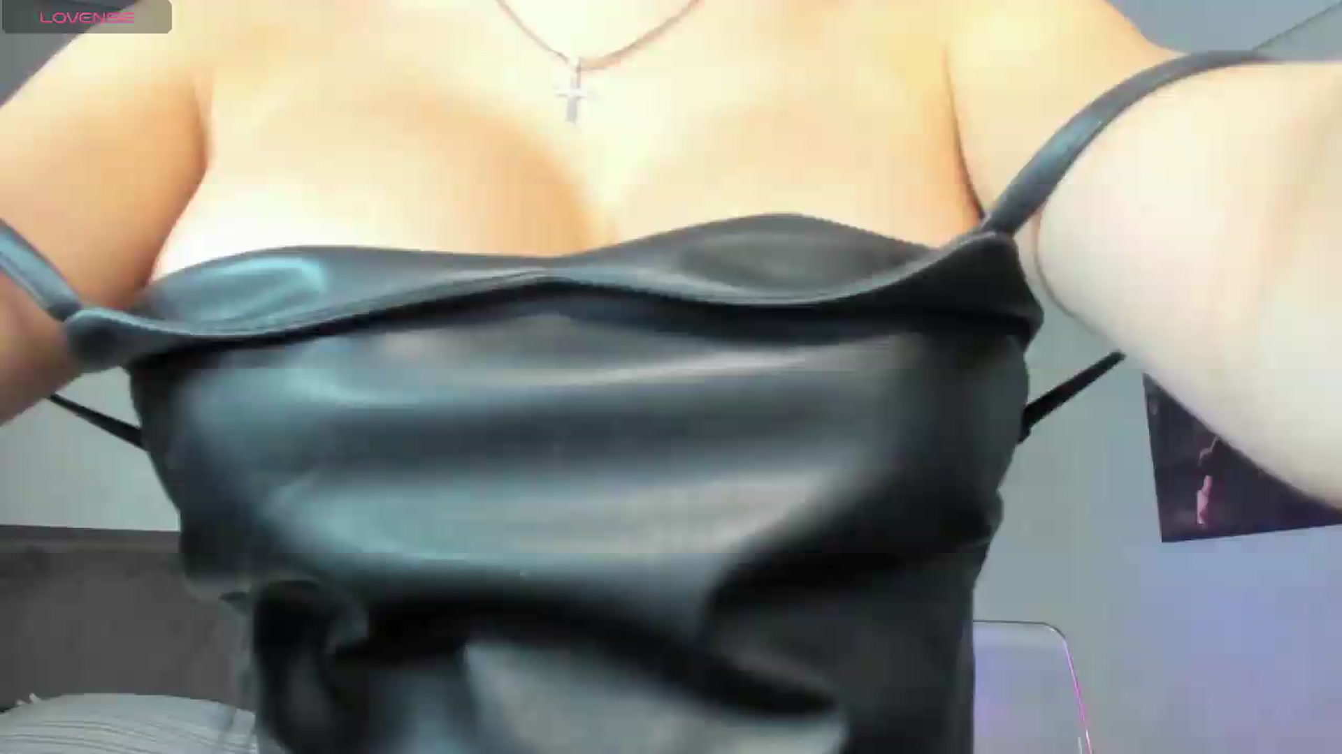 Gallery image thumbnail from XoXoKate_'s myfreecams stream on, 08/15/2026, 18:15 image 11 of 20
