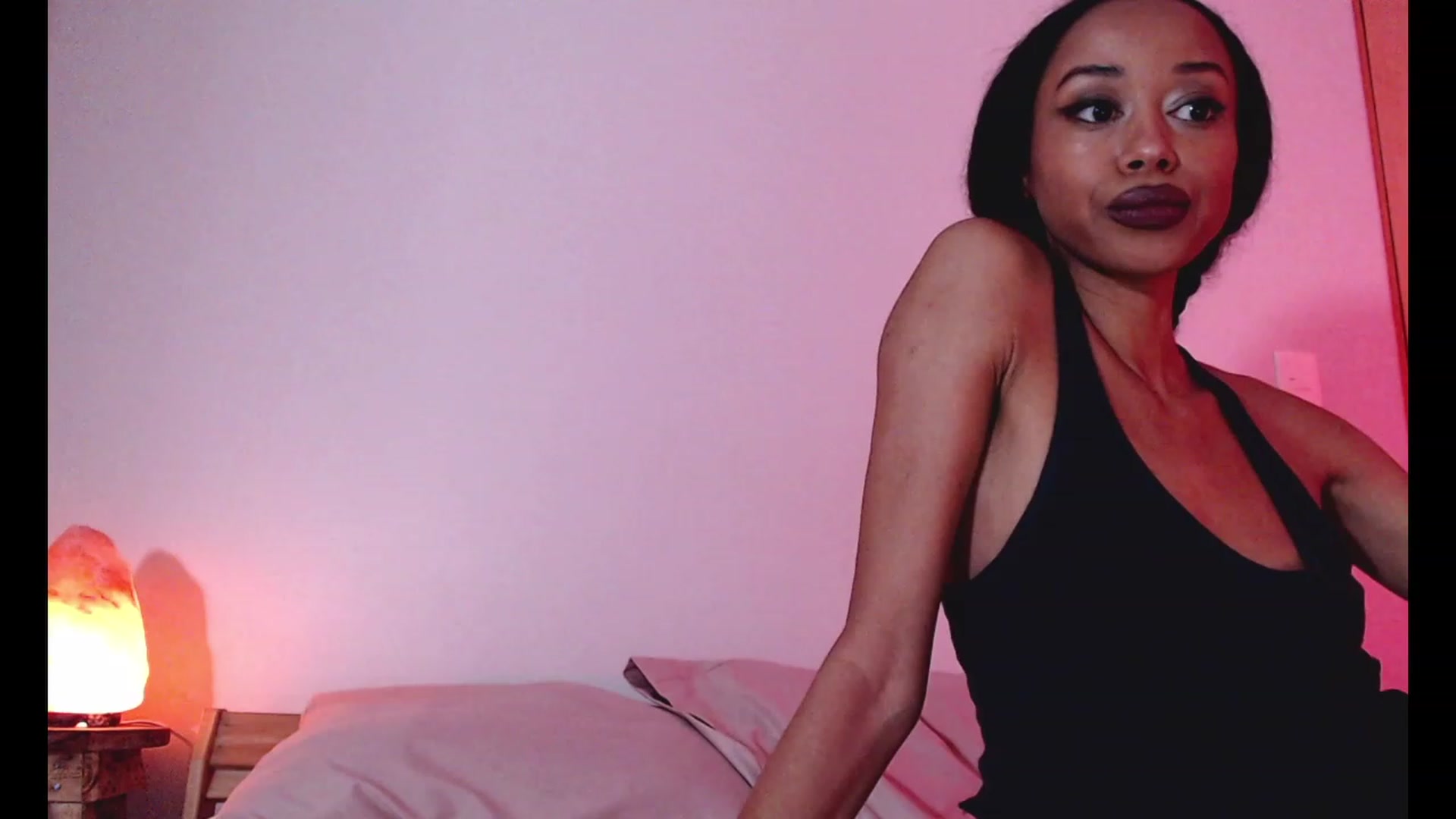 Gallery image thumbnail from Xo_Coquette's myfreecams stream on, 11/24/2022, 08:48 image 10 of 20