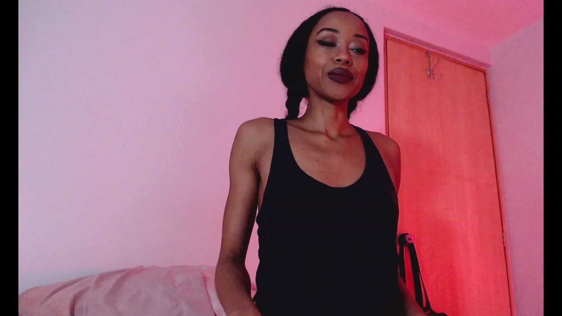Gallery image thumbnail from Xo_Coquette's myfreecams stream on, 11/24/2022, 08:48 image 20 of 20