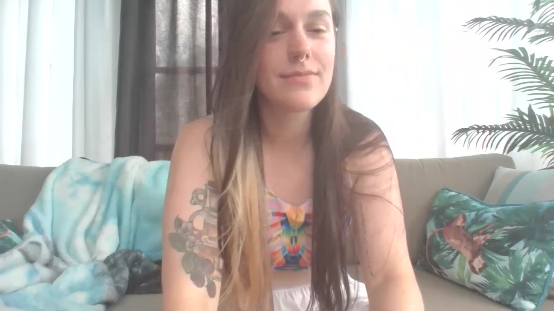 Gallery image thumbnail from Xo______'s myfreecams stream on, 07/21/2025, 20:26 image 8 of 20