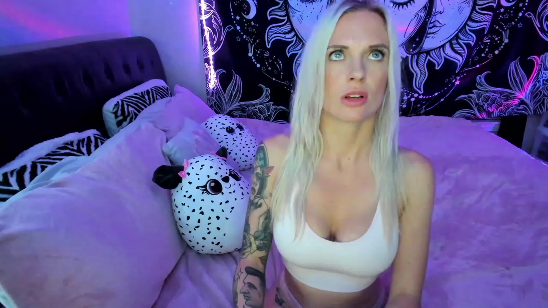 Gallery image thumbnail from Xo_belle's myfreecams stream on, 03/24/2023, 07:05 image 1 of 20
