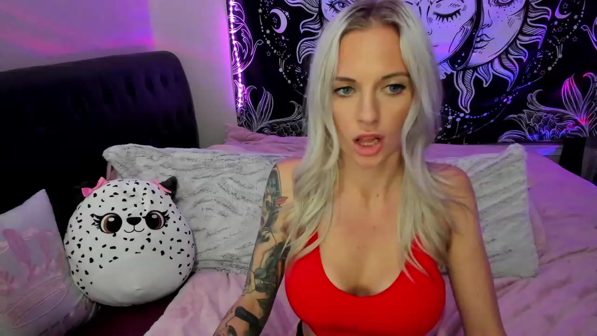 Gallery image thumbnail from Xo_belle's myfreecams stream on, 03/27/2023, 06:03 image 8 of 20