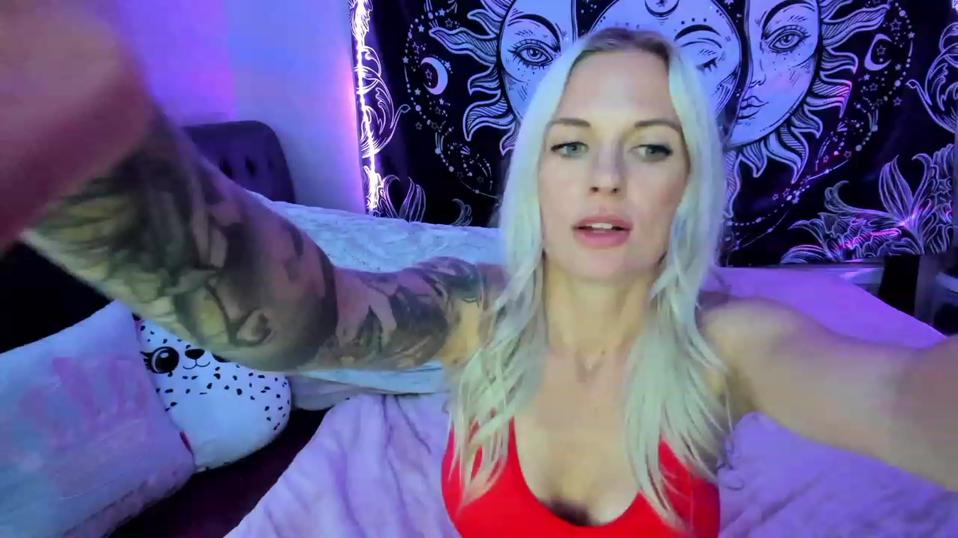 Gallery image thumbnail from Xo_belle's myfreecams stream on, 03/27/2023, 08:51 image 5 of 20