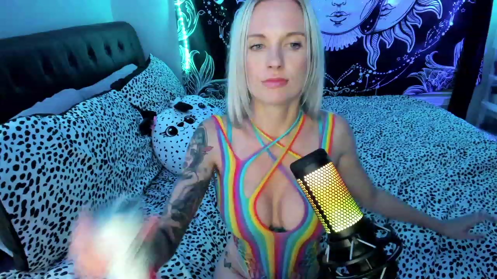 Gallery image thumbnail from Xo_belle's myfreecams stream on, 05/21/2023, 08:31 image 11 of 20