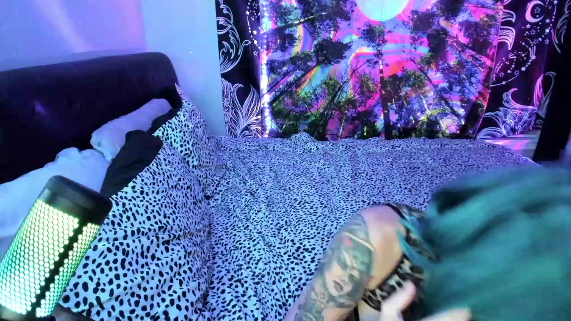 Gallery image thumbnail from Xo_belle's myfreecams stream on, 05/26/2023, 05:33 image 18 of 20