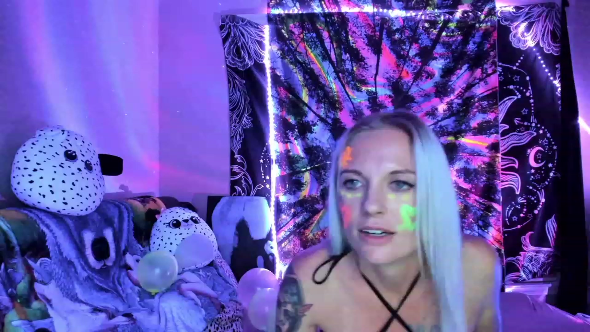 Gallery image thumbnail from Xo_belle's myfreecams stream on, 05/30/2023, 11:46 image 5 of 20