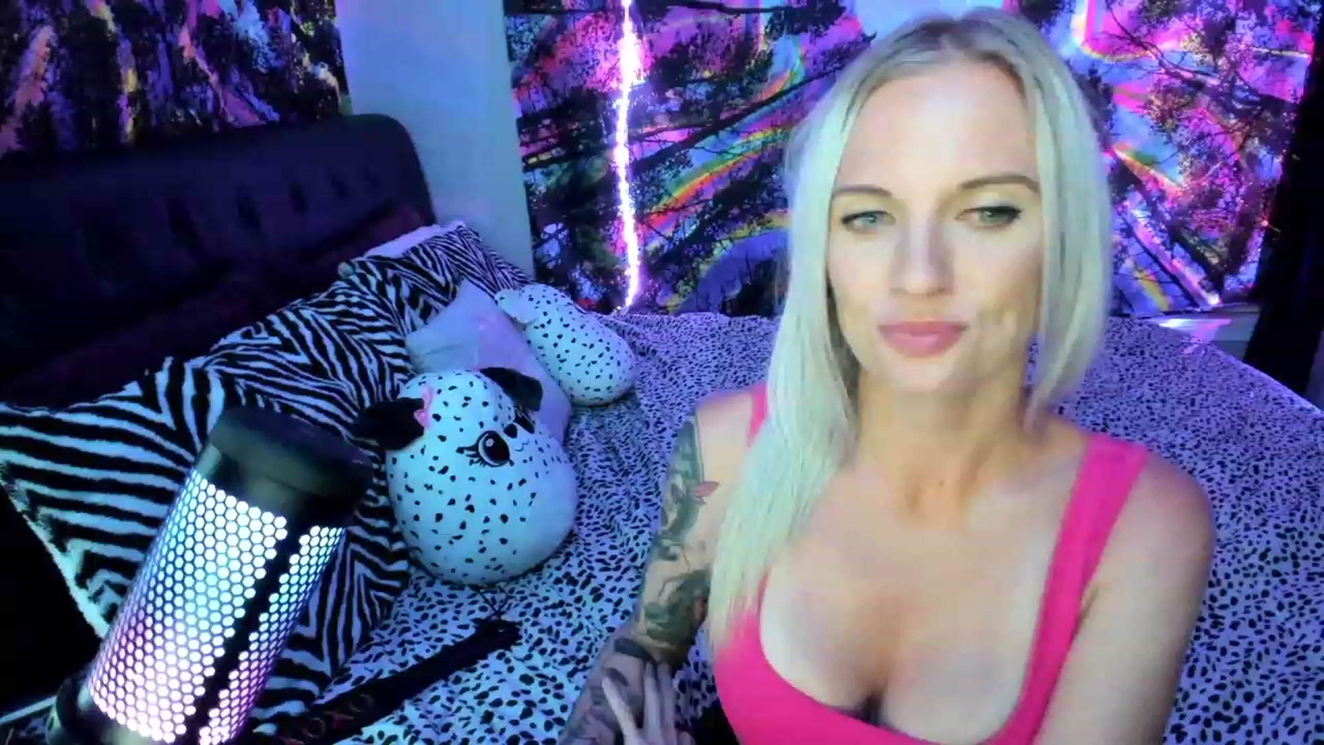 Gallery image thumbnail from Xo_belle's myfreecams stream on, 06/02/2023, 07:23 image 18 of 20