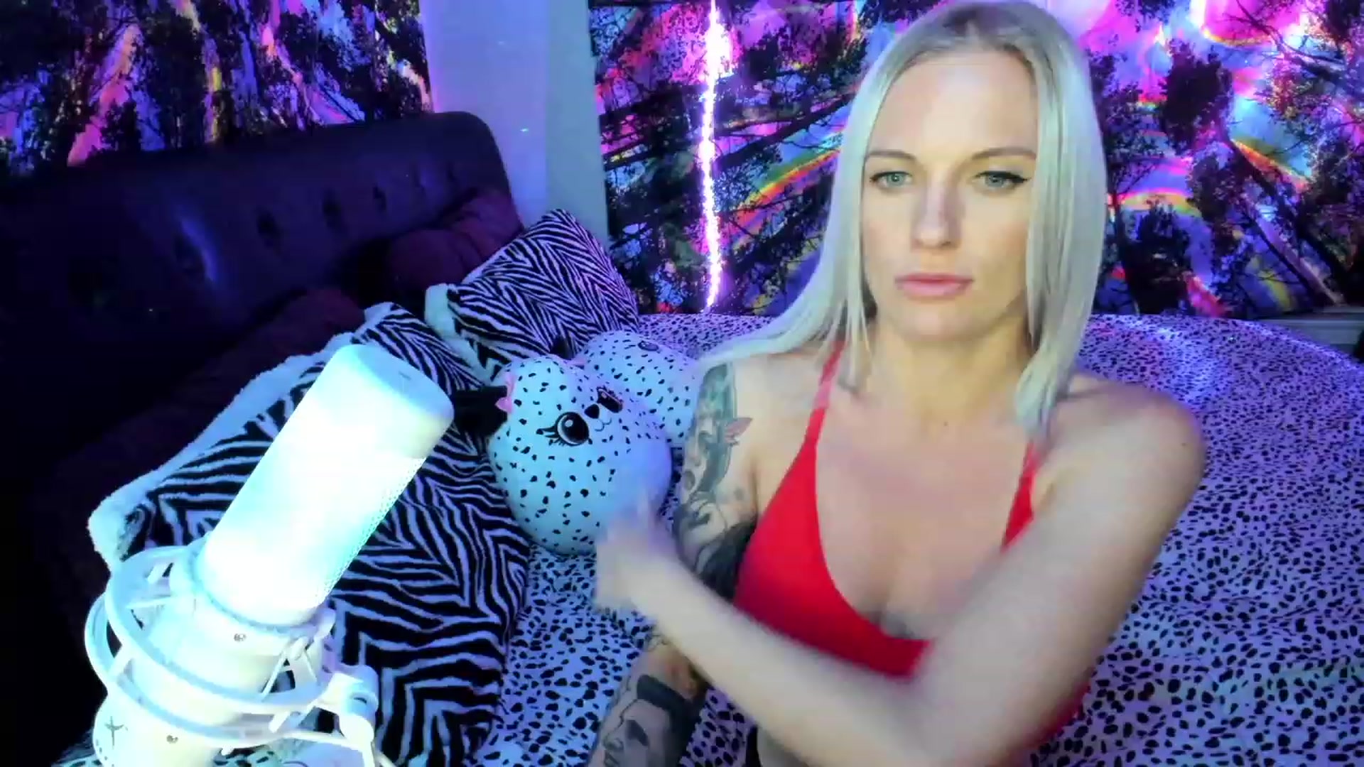 Gallery image thumbnail from Xo_belle's myfreecams stream on, 06/03/2023, 05:48 image 12 of 20