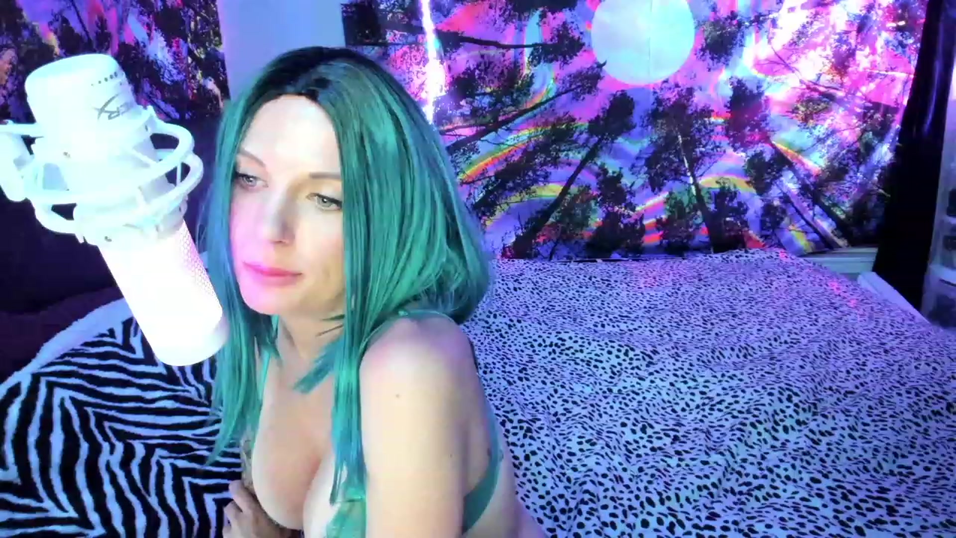 Gallery image thumbnail from Xo_belle's myfreecams stream on, 06/05/2023, 06:08 image 9 of 20