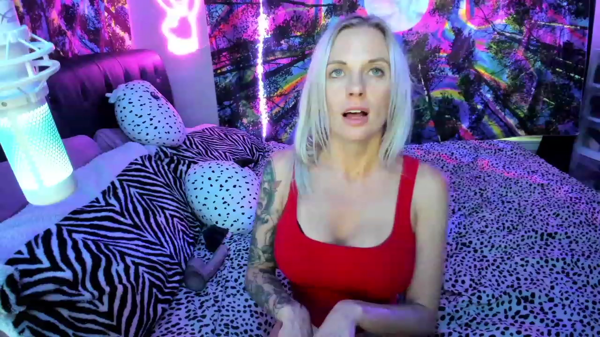 Gallery image thumbnail from Xo_belle's myfreecams stream on, 06/16/2023, 14:13 image 12 of 20