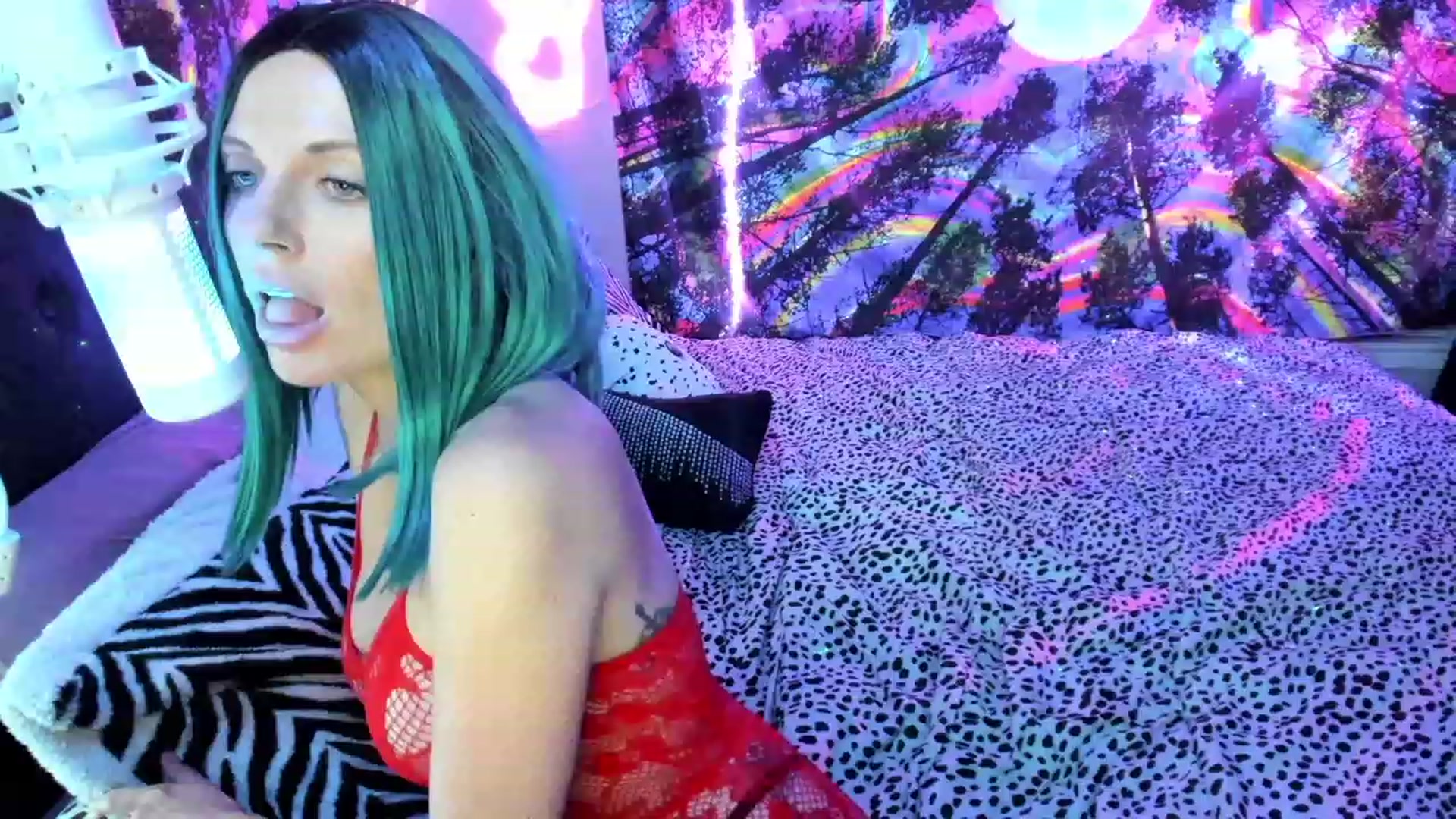 Gallery image thumbnail from Xo_belle's myfreecams stream on, 06/19/2023, 10:09 image 4 of 20